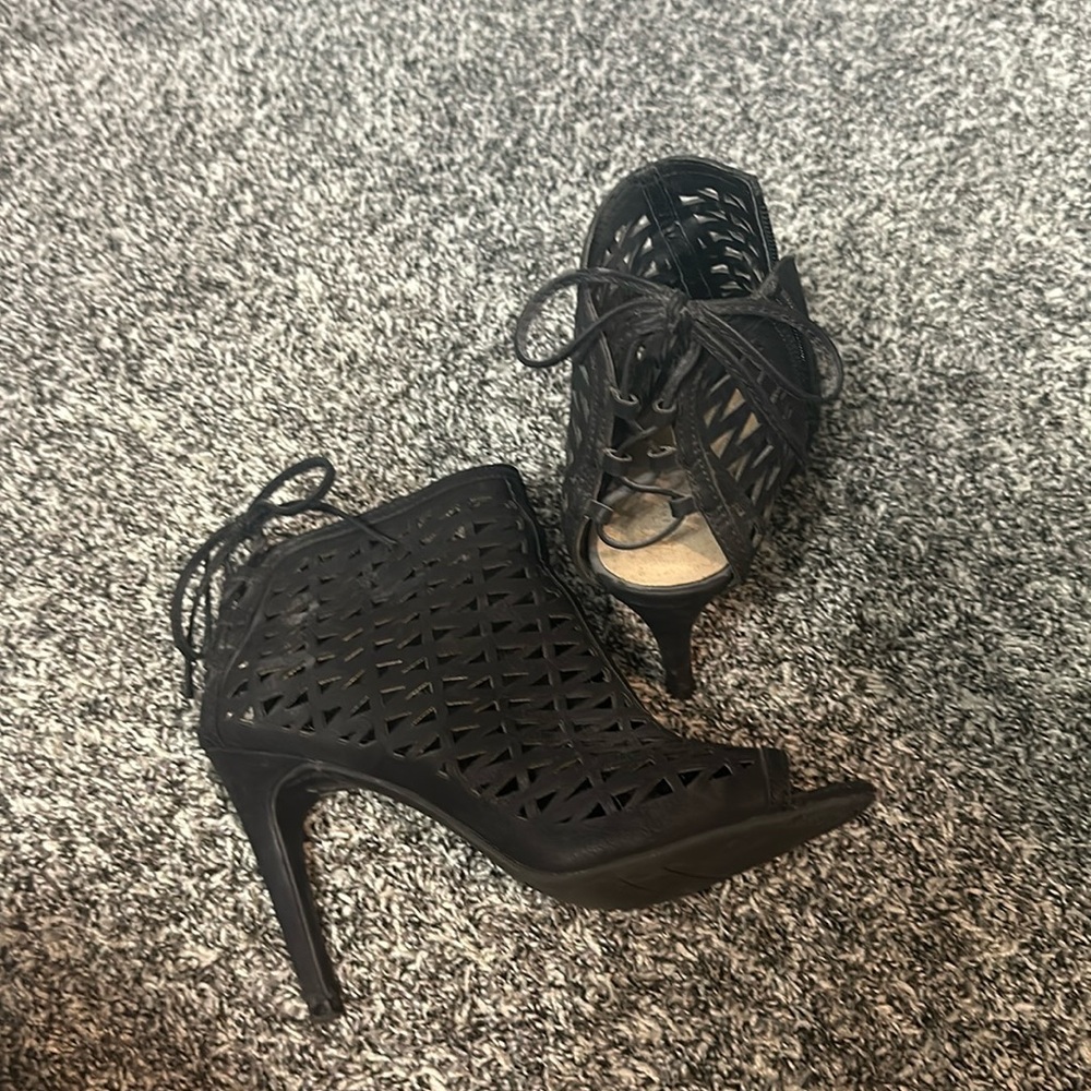 Black Lauren Conrad heels